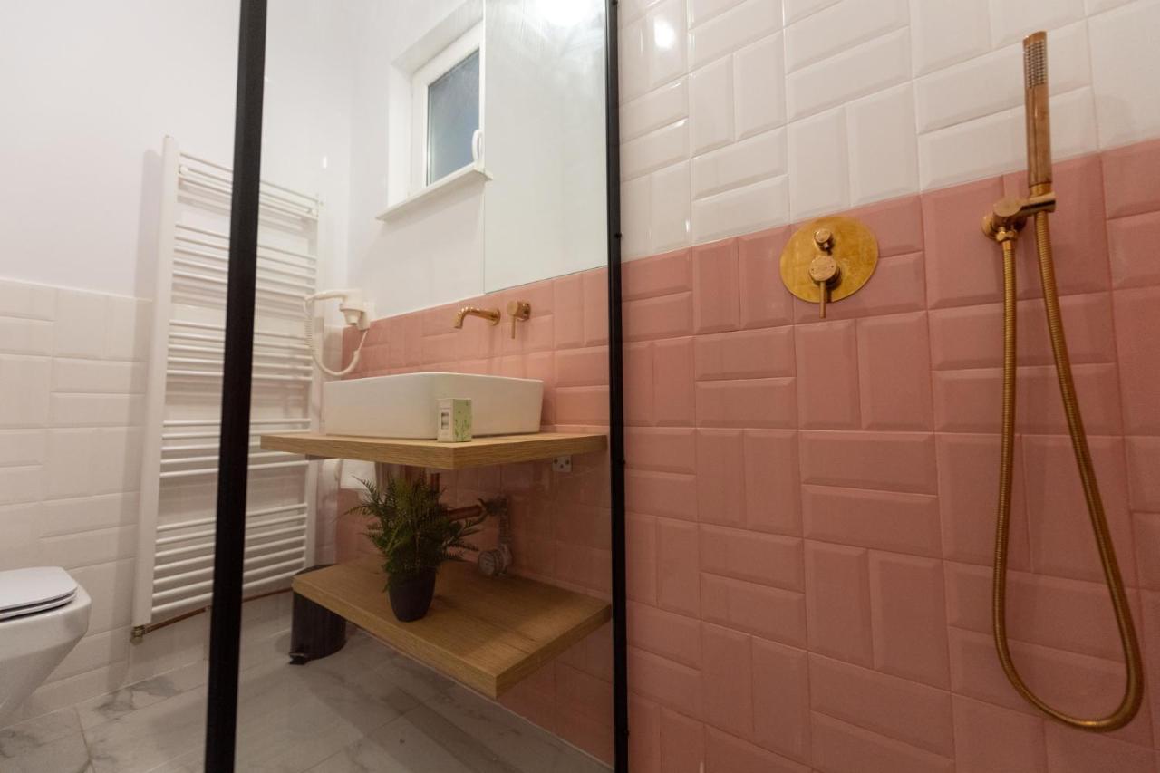 Apartamento Apollo Brasovul Istoric Exterior foto
